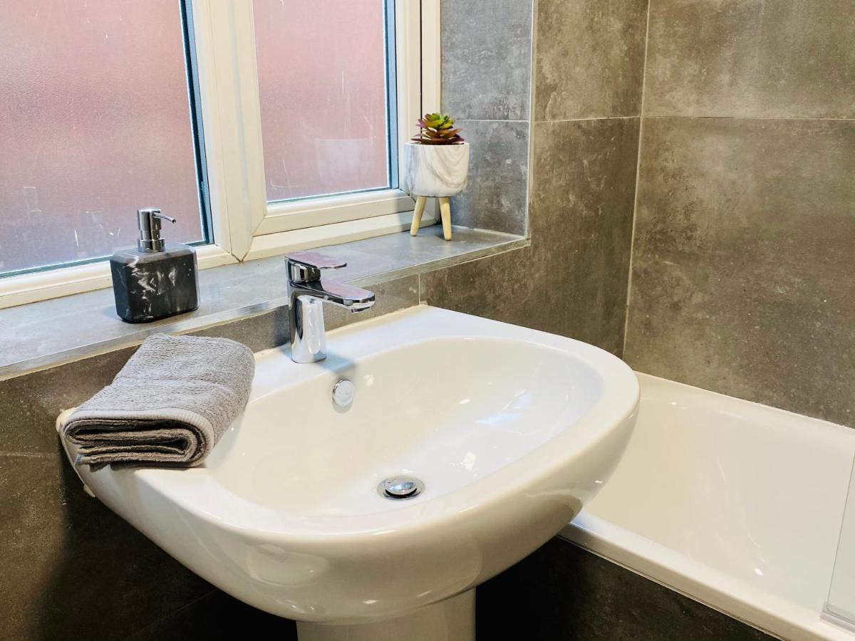 Willesden Green Rooms London Ngoại thất bức ảnh
