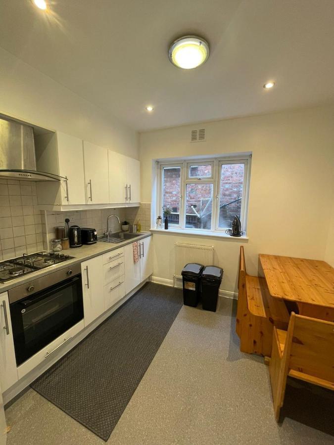 Willesden Green Rooms London Ngoại thất bức ảnh