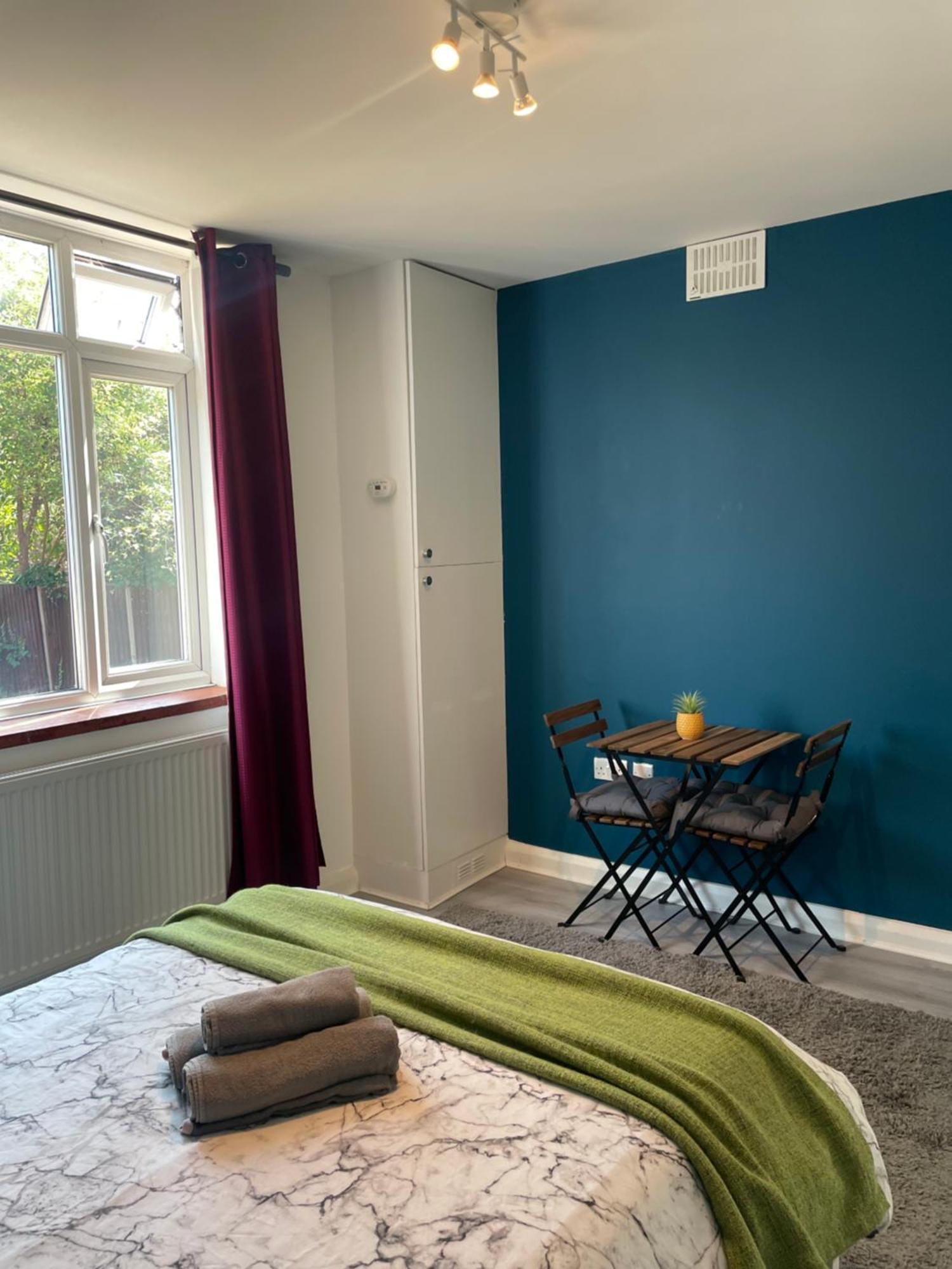 Willesden Green Rooms London Ngoại thất bức ảnh